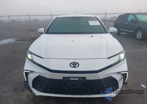 2025 Toyota Camry Se из США, поврежденный, VIN 4T1DAACK1SU201110